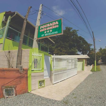 Pousada Tres Irmaos Penha  Εξωτερικό φωτογραφία